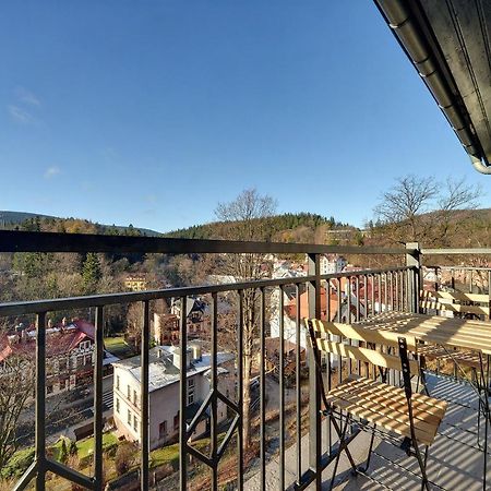 Kolorowy Apartament Sun Seasons 24 W Szklarskiej Porebie By Noclegi Renters Szklarska Poręba Kültér fotó